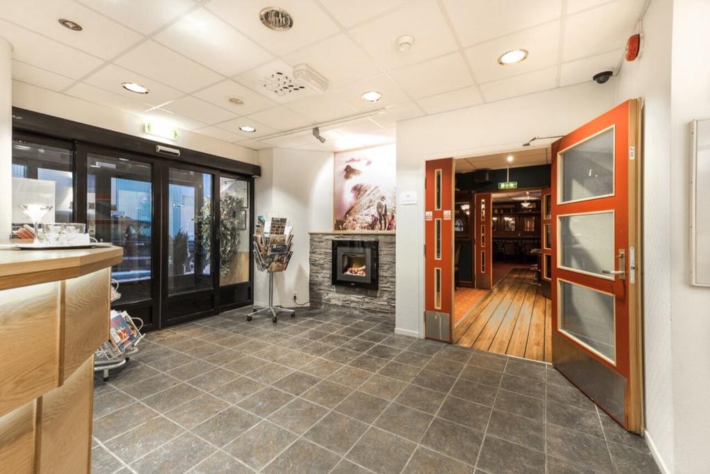 Senja Hotell Finnsnes Dış mekan fotoğraf